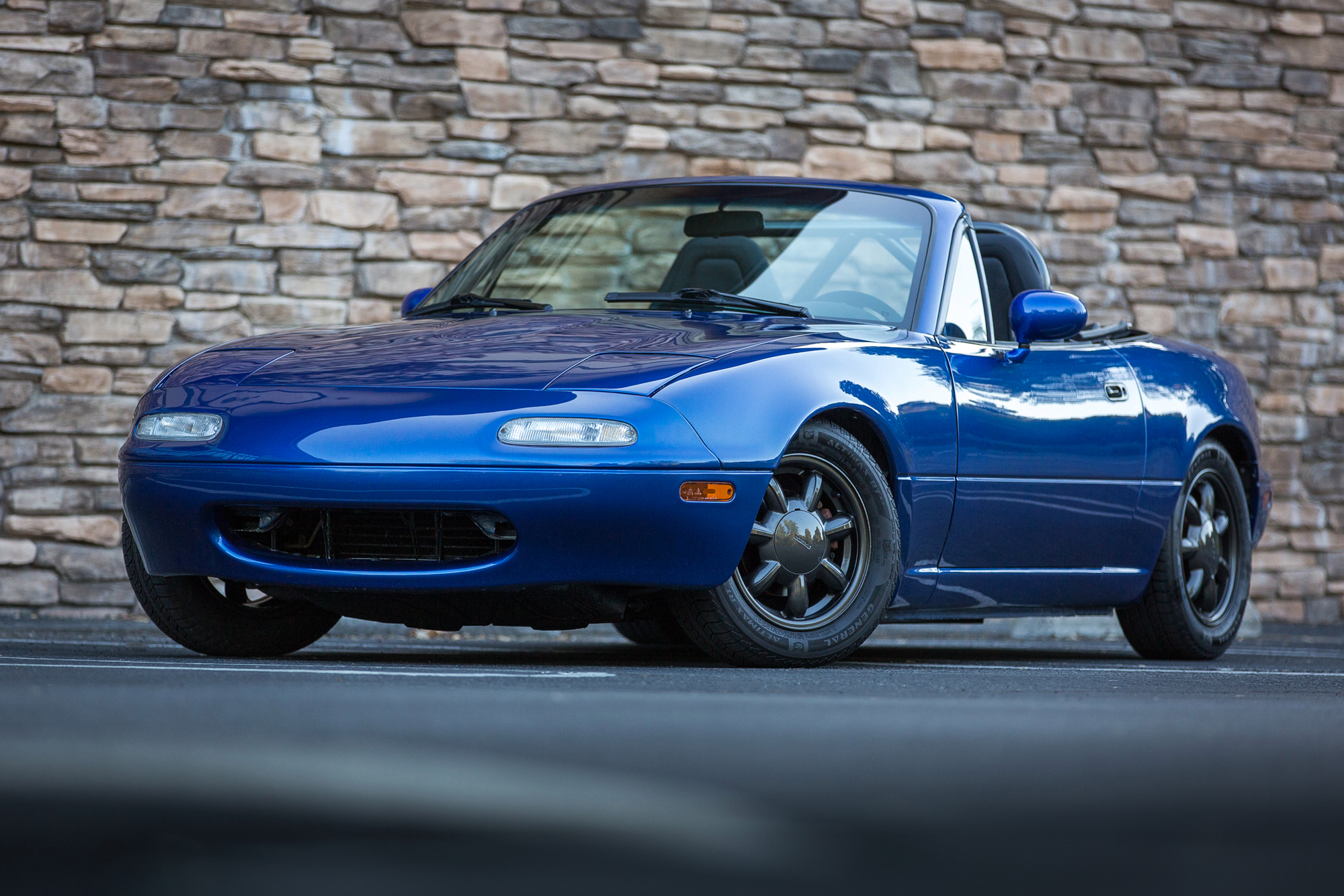 Mazda MX-5 NA, den første generation af den åbne sportsvogn.